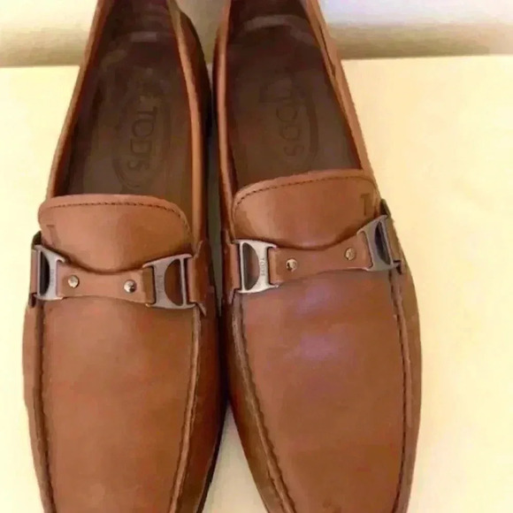 tod's gommino loafer cognac brown leather rubber traction bottom - Picture 1 of 6